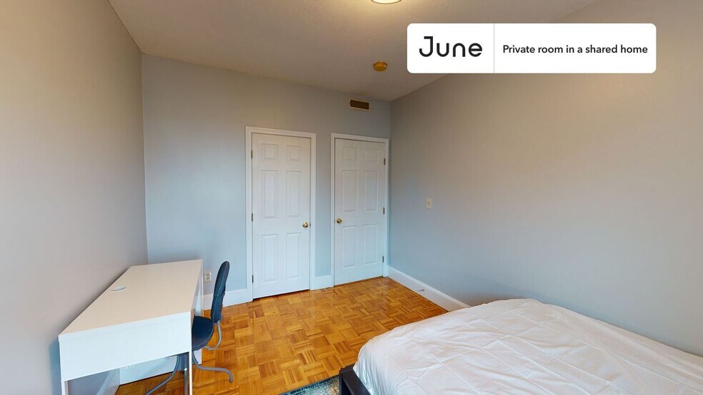 Building Photo - Room in Shared 4 bed/2 bath home