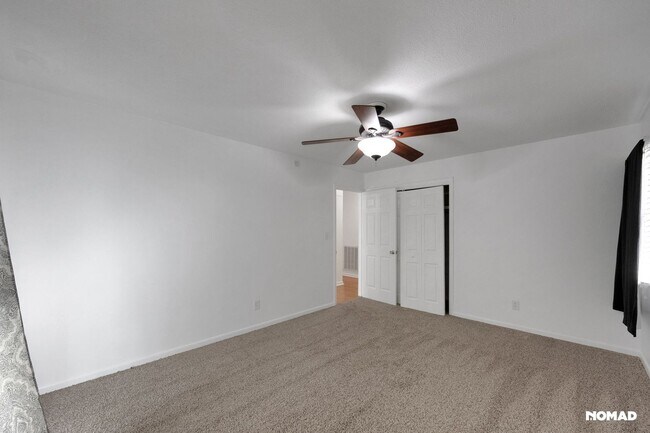 Building Photo - Spacious 4BR House in Fayetteville