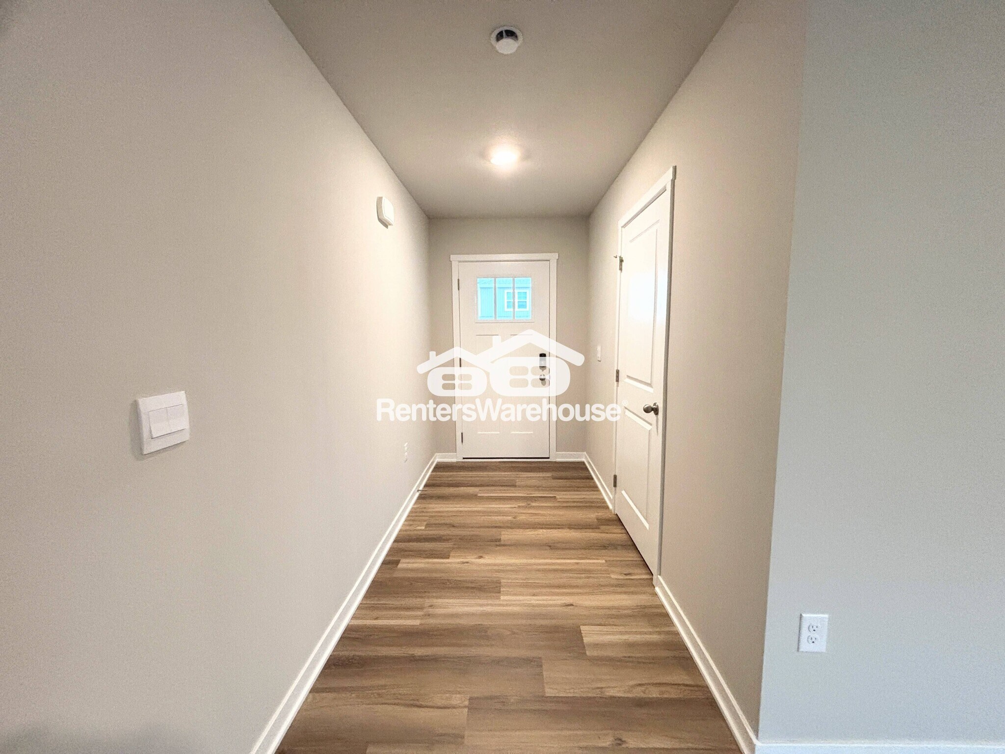 Building Photo - 2374 SE Callista Ave