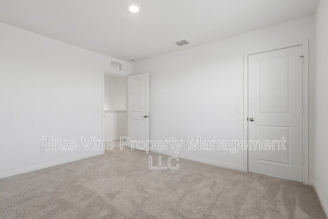 Building Photo - 14523 Bonito Loop