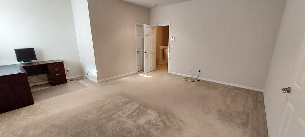 Master Bedroom - 1136 Cheval Dr