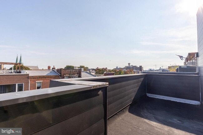 Building Photo - 1850 Frankford Ave