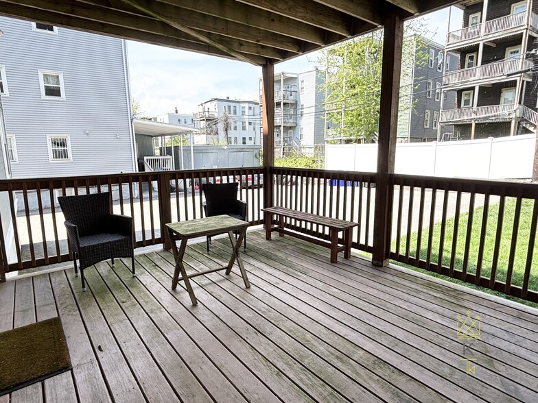 Building Photo - 214 Westville St