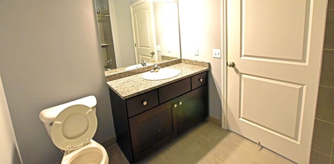 Building Photo - Shelby Township-2 Bedrooms, 2-Baths, Attac...