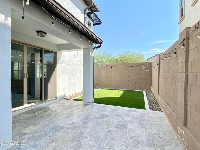 Building Photo - 31608 N 24th Dr