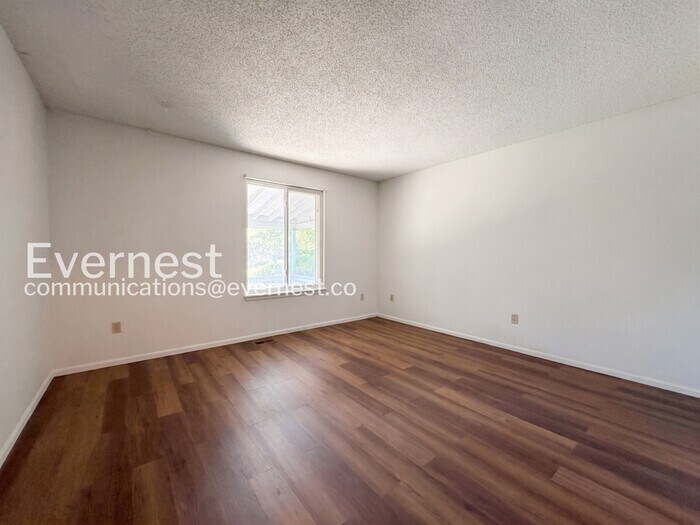 Building Photo - 5042 E 112th Pl