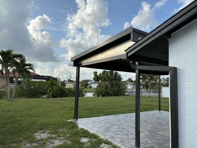 Building Photo - 5103 Condado Terrace