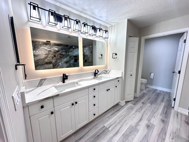 Building Photo - 480 Sail Ln