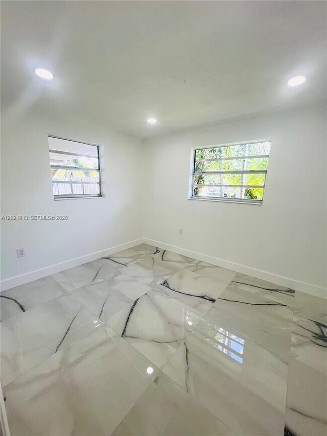 Building Photo - 15530 SW 295th Terrace