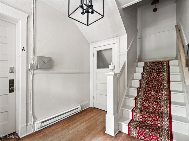 Building Photo - 1854 W 48th St