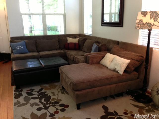 Building Photo - Charming Folsom Prarie City Home