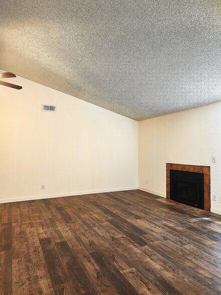 Living Room 2 - 4617 N Charles Ave