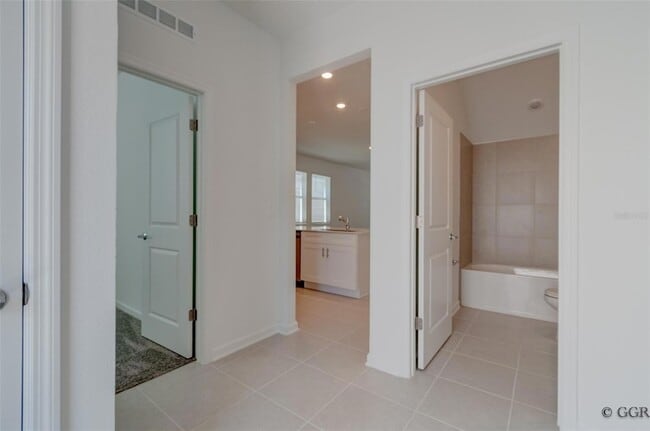 Building Photo - 1880 Rider Rain Ln