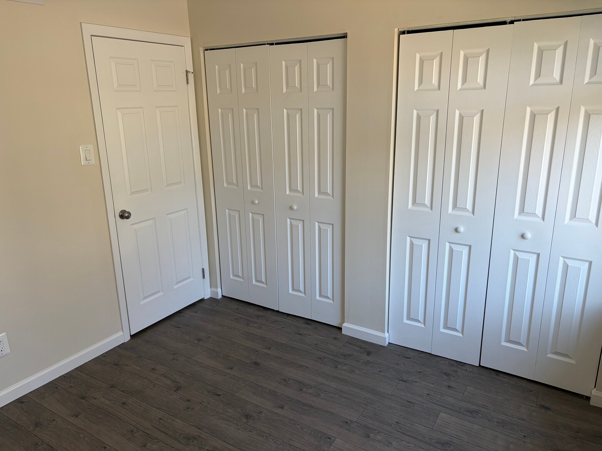 Building Photo - 706 The Woods