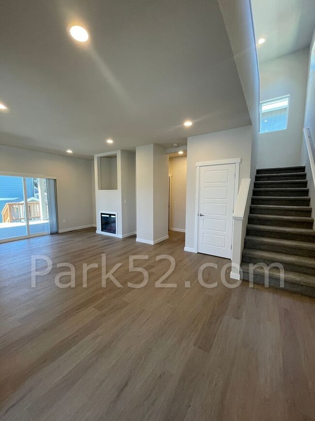 Building Photo - 3 Bedroom Tacoma Home