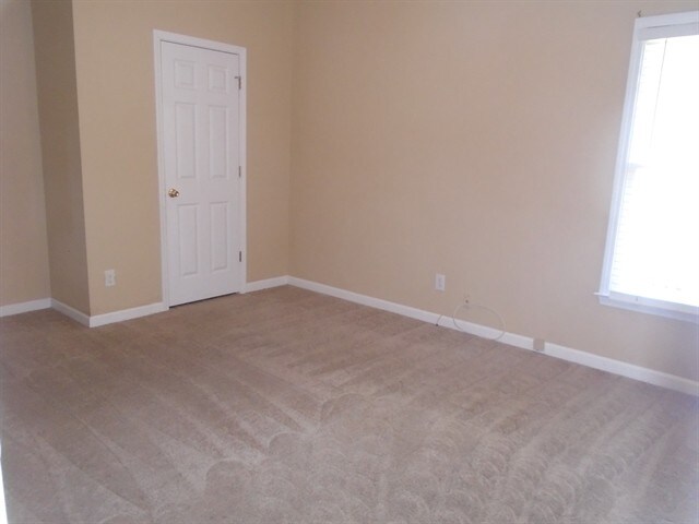 Building Photo - 4575 Secret Cove Ct