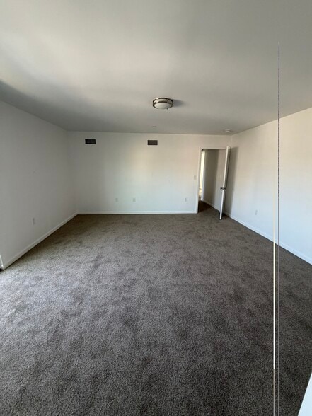 Building Photo - 3317 Bagley Ave