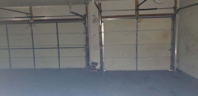 Building Photo - 3867-3871 Ledyard Street