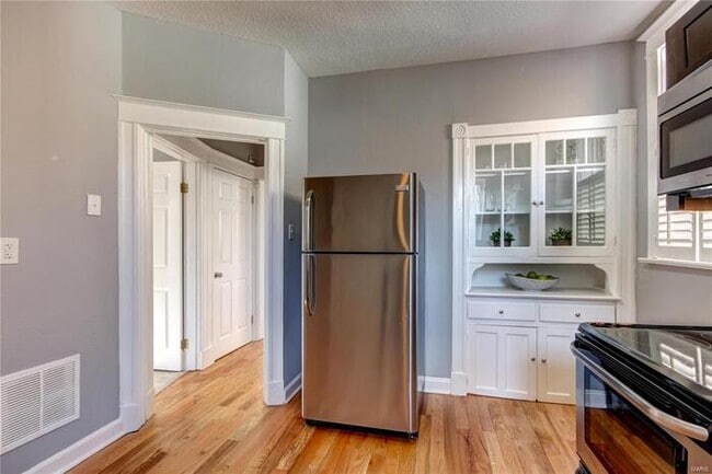 Building Photo - Fantastic 2bd/1ba home! Let yourself in!