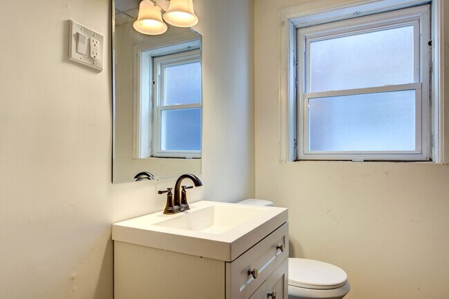 Building Photo - 3754 Dunnica Ave