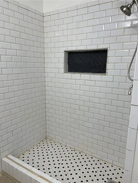 Building Photo - 123 Haverhill Dr