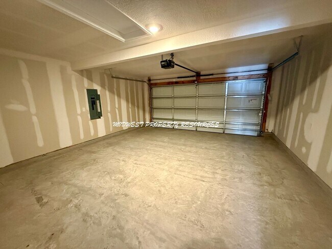 Building Photo - Brand-New 3 Bedroom, 2 Bathroom Ranch Home