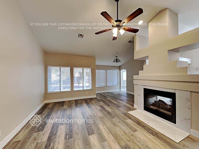 Building Photo - 4536 Mancilla St