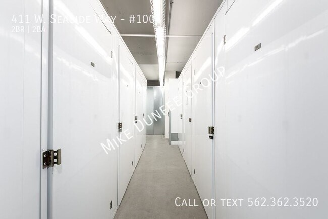 Building Photo - 411 W Seaside Way