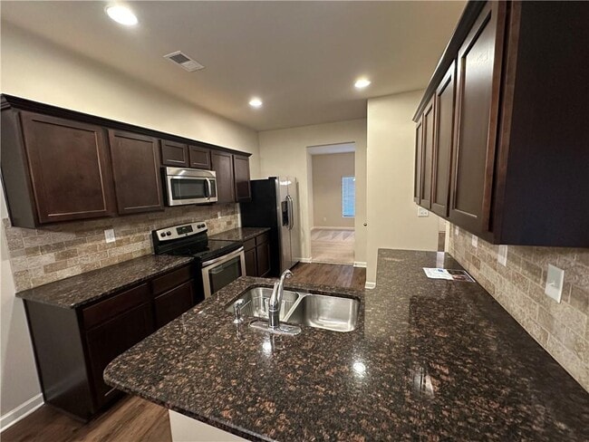 Building Photo - 376 Pernell Dr