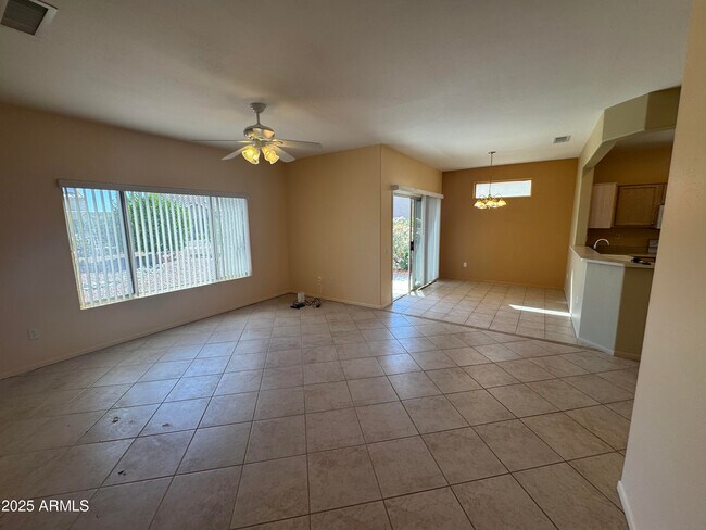Building Photo - 16216 W Mountain Pass Dr