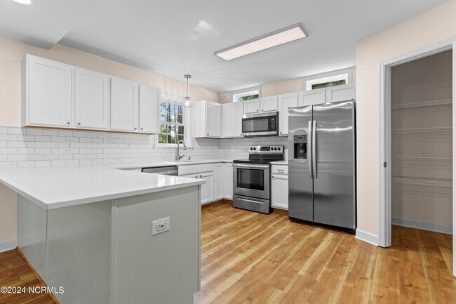 Building Photo - 210 Egret Point Dr
