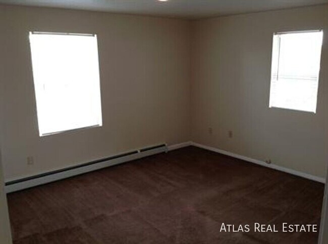 Building Photo - 3210 W Longfellow Pl