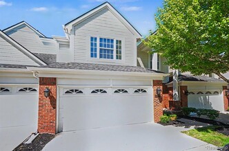 Building Photo - 29307 Douglas Dr