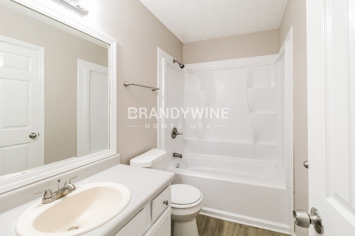 Building Photo - 5867 Bellingrath Way