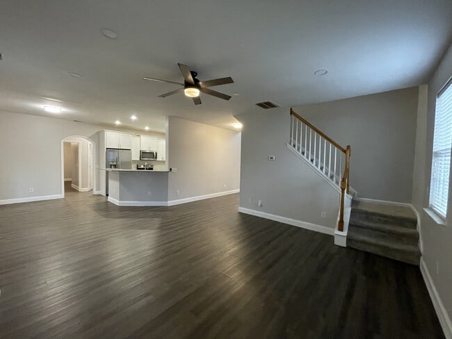 Building Photo - 9305 S Moreto Cir