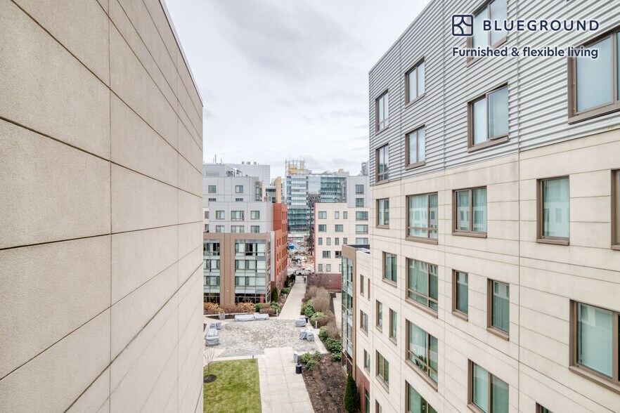 Building Photo - 285 Third Street-SI FL6-ID838