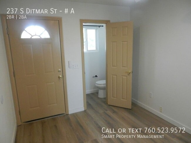 Building Photo - 237 S Ditmar St