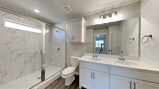 Building Photo - 491 Hardesty Dr