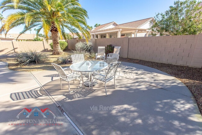 Building Photo - 24625 S Rosewood Dr