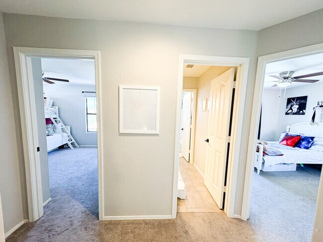 Building Photo - Marshall Ranch Five Bedroom