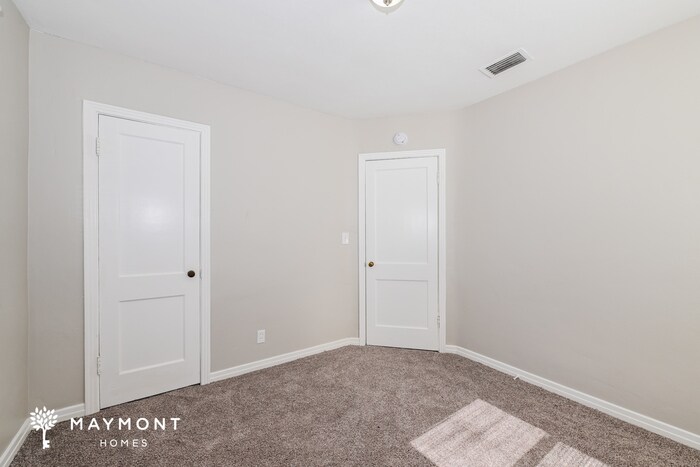 Building Photo - 5442 Marcia Cir