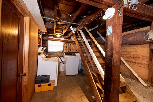 Building Photo - Spacious 3BR Home near parks & shops in North Berkeley