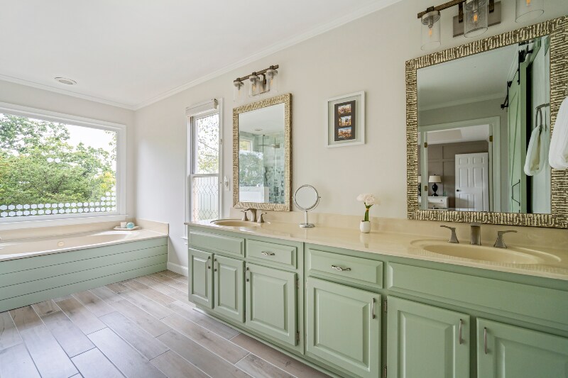 Building Photo - 4548 High Rock Terrace