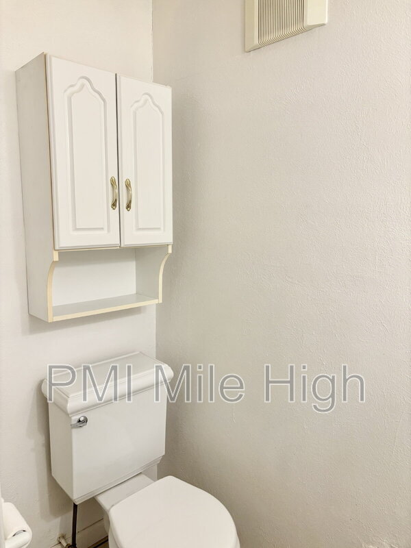 Building Photo - 4498 W 111th Ave