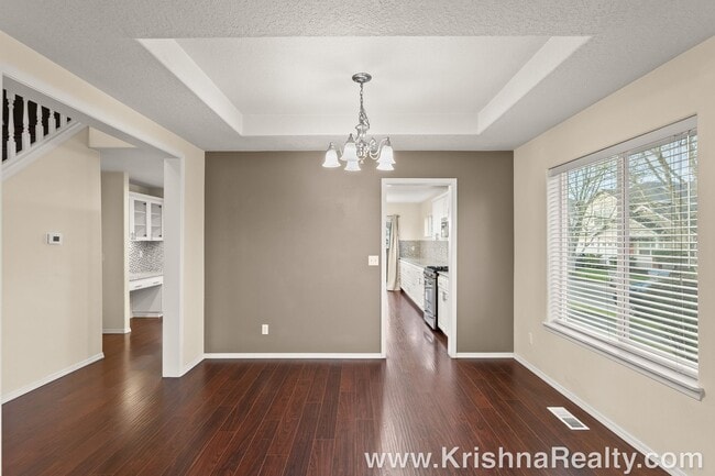 Building Photo - Lovely 4 BD | 3 BA | Corner Lot | Single-Family Home | Arbor Ridge Neighborhood | Spectacular Loc...