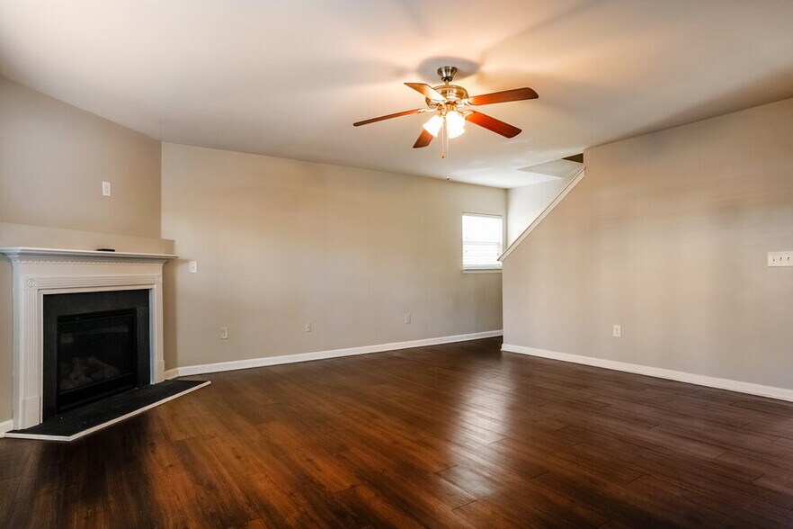 Building Photo - 5022 Gailardia Drive