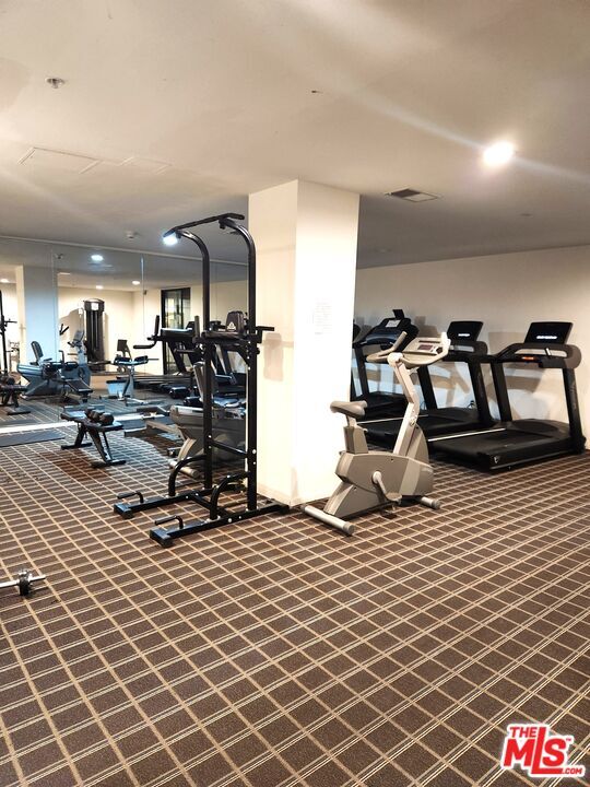 Building Photo - 625 S Berendo St