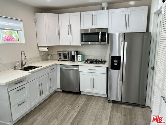 Building Photo - 4342 Sepulveda Blvd