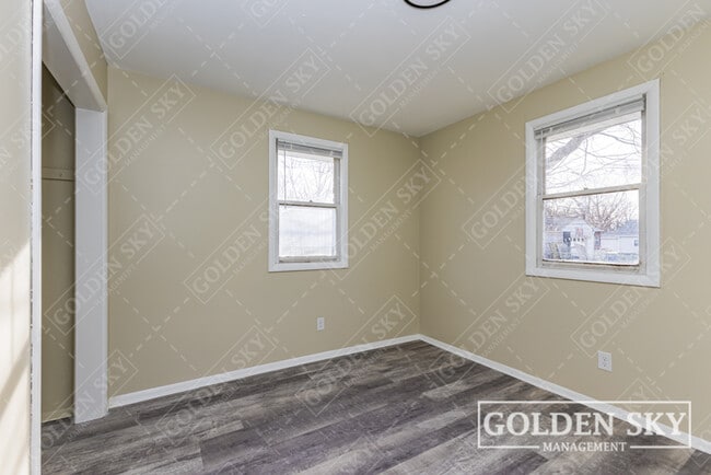 Building Photo - 2125 E Harvard Ave