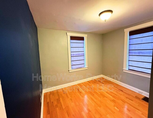 Building Photo - 2703 White Ave